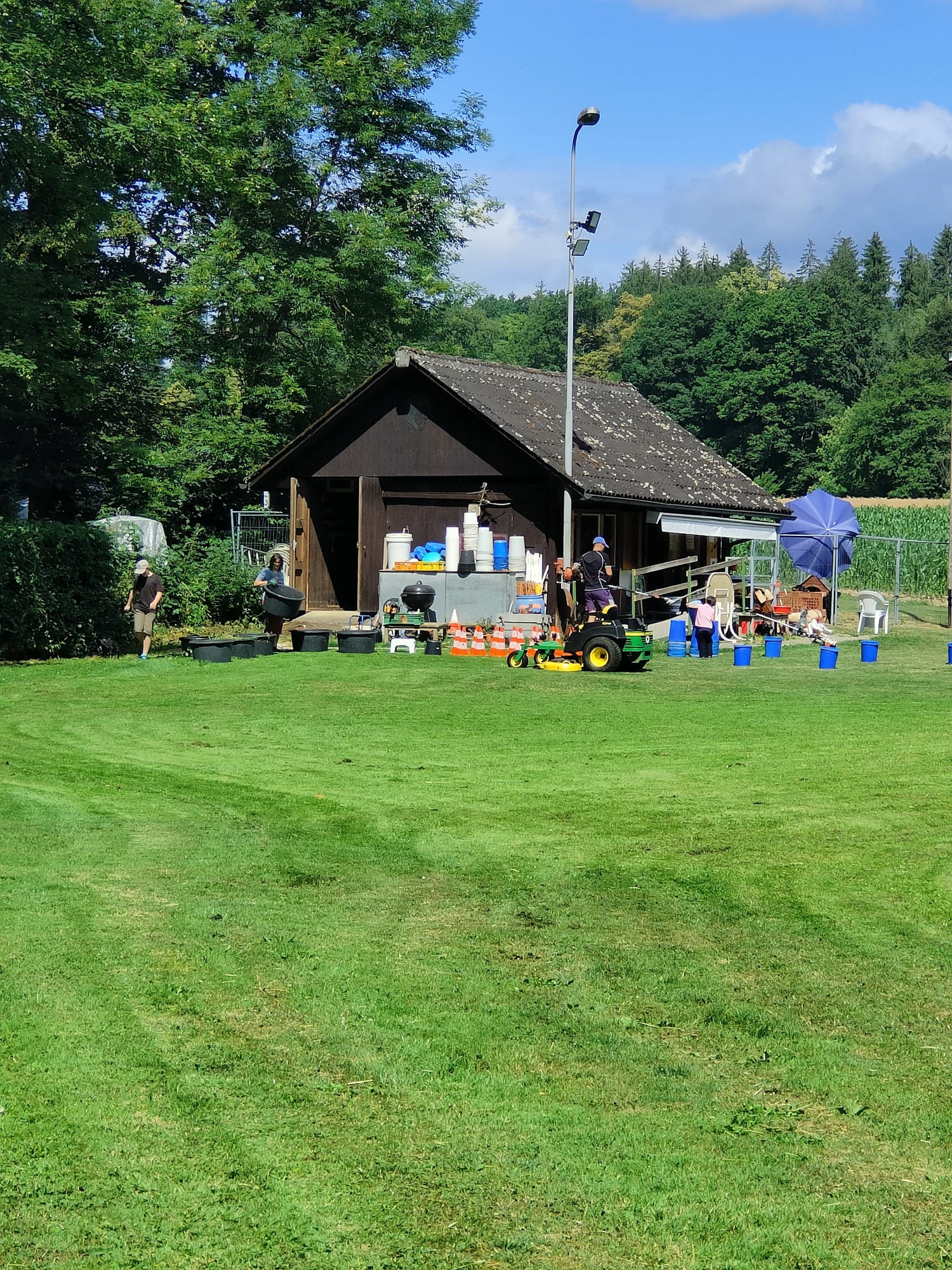 Hütte